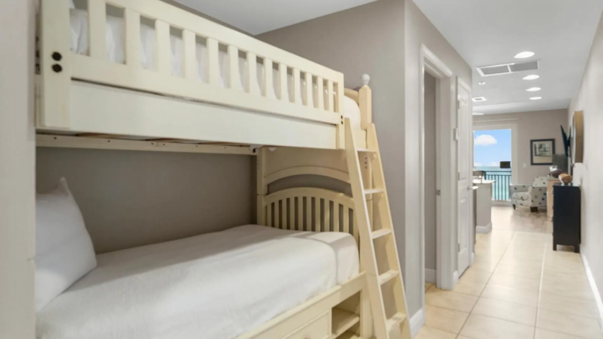 Apartment Sterling Breeze By Panhandle Getaways Panama City Beach United States