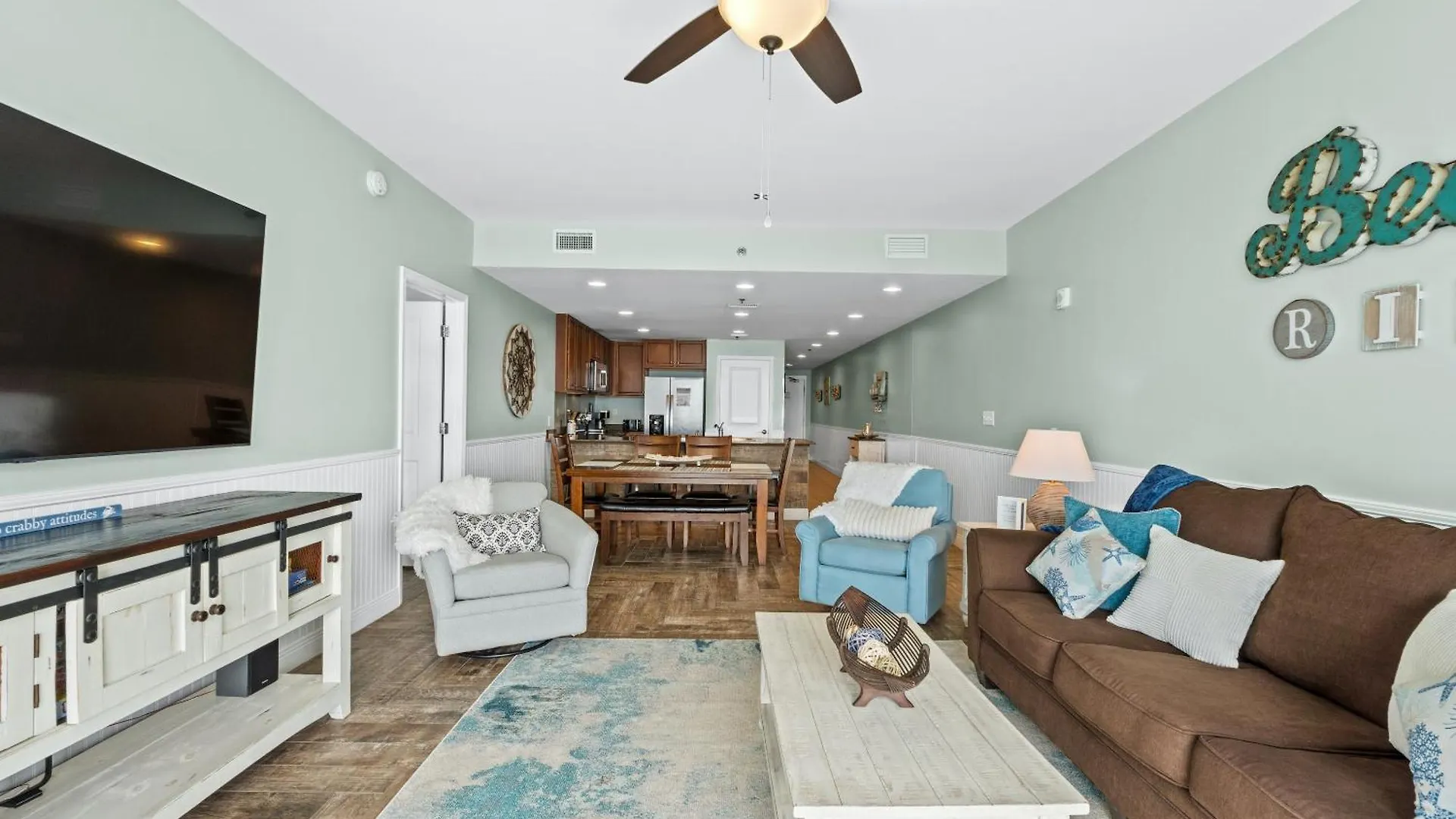 Apartment Sterling Breeze By Panhandle Getaways Panama City Beach